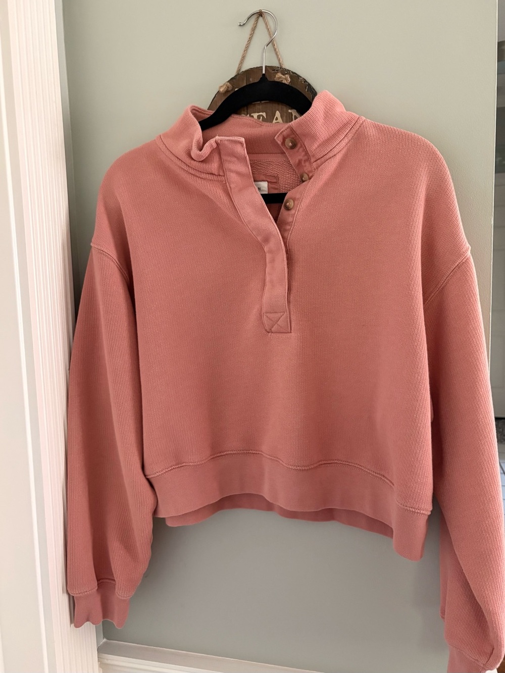 American Eagle Outfitters Dusty Rose Snap-Front Popover Sweatshirt Medium